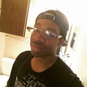 Meet your Posher, Levi